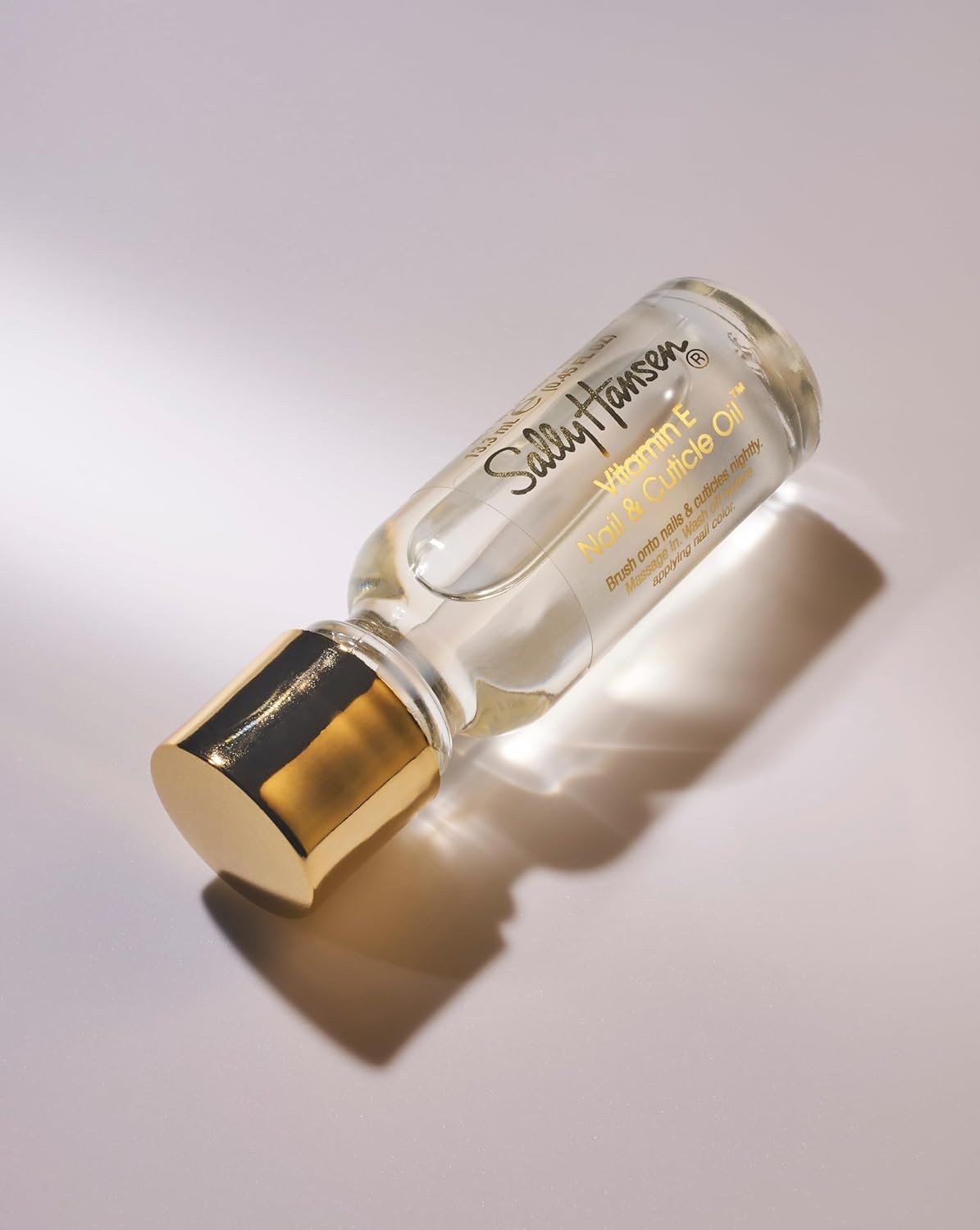 Sally Hansen Vitamin E Nail and Cuticle Oil?, Natural Essential Oil, Vitamin E, Nourish and Condition Dry Nails and Cuticles - Image 3