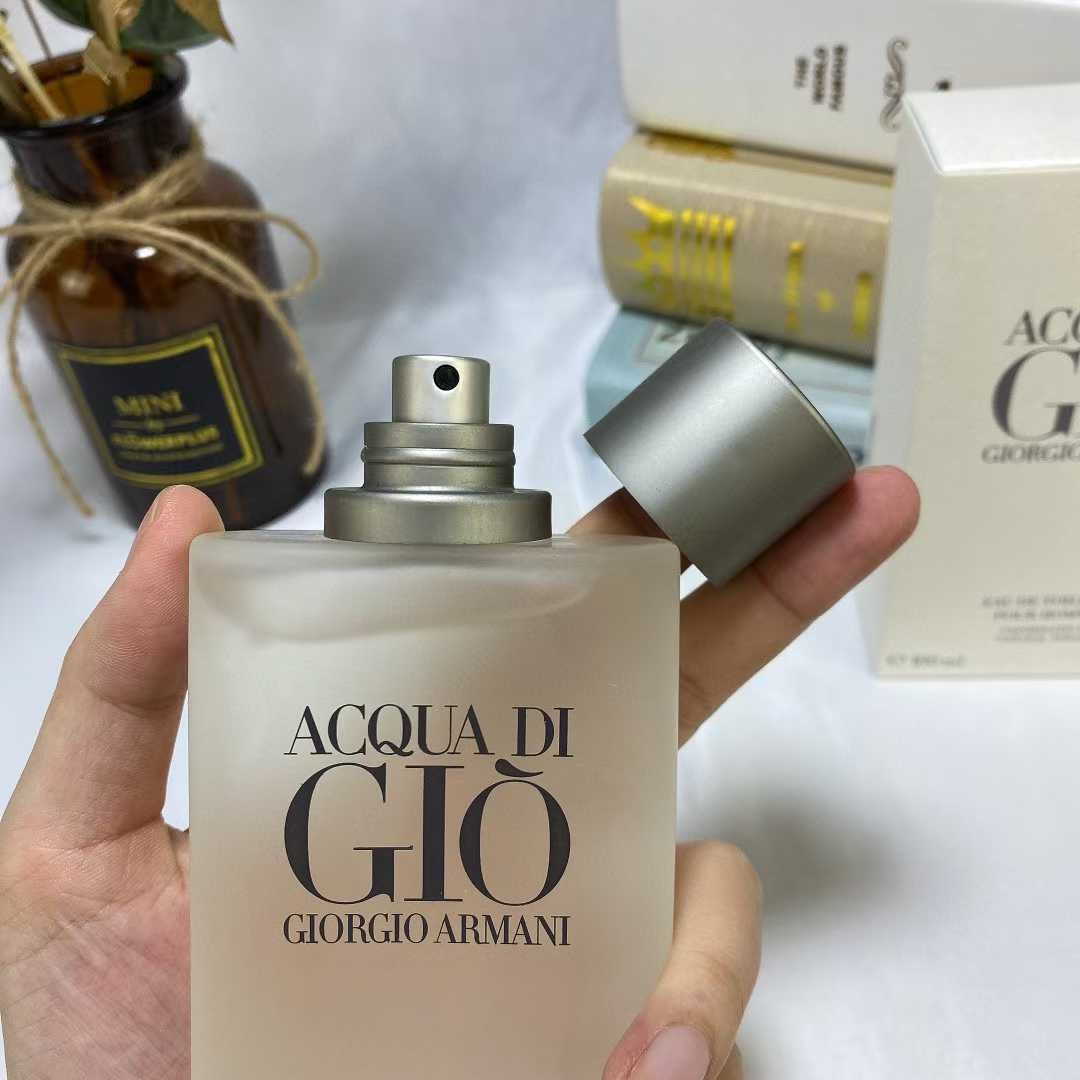 Armani Beauty Acqua di Gio Eau de Toilette - Cologne for Men - Long Lasting Fragrance with Bergamot notes, Jasmine, White Musks, Patchouli & Cedarwood 3.4 Oz 100ml - Image 3