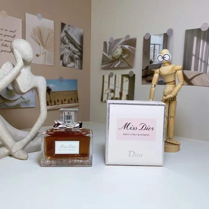 Dior Miss Dior Absolutely Blooming Eau de Parfum 3.4 FL OZ 100ML