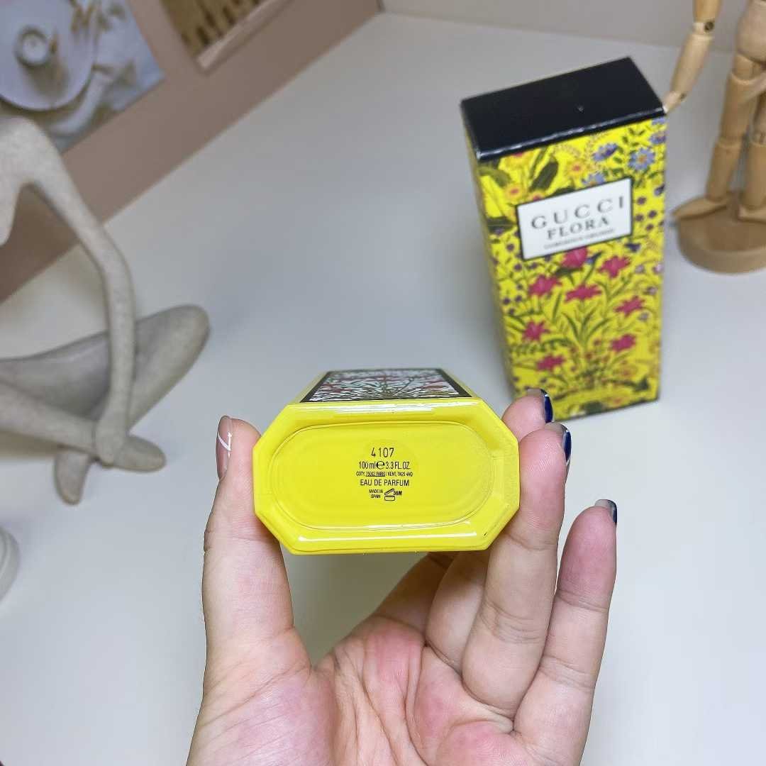 Gucci Flora Gorgeous Vanilla Eau de Parfum 100ml 3.3 oz - Image 4