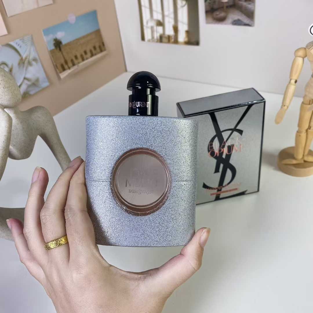 Yves Saint Laurent Black Opium Glitter Eau de Parfum (2024) - Image 4
